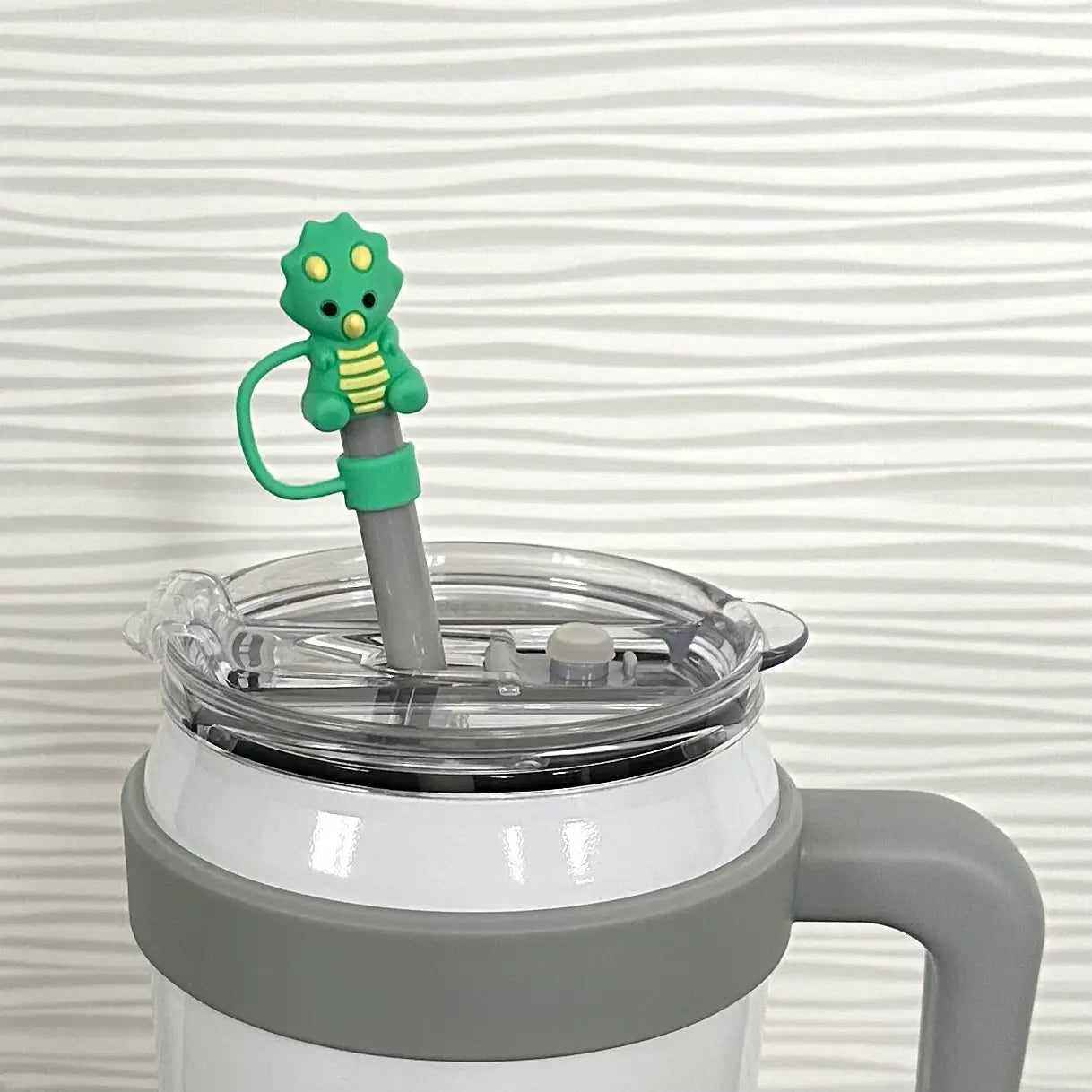 Straw toppers