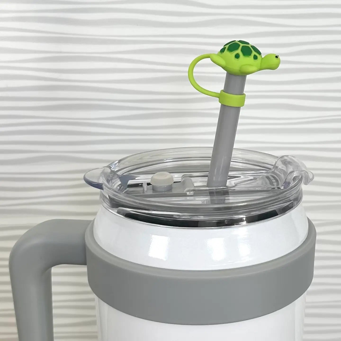 Straw toppers