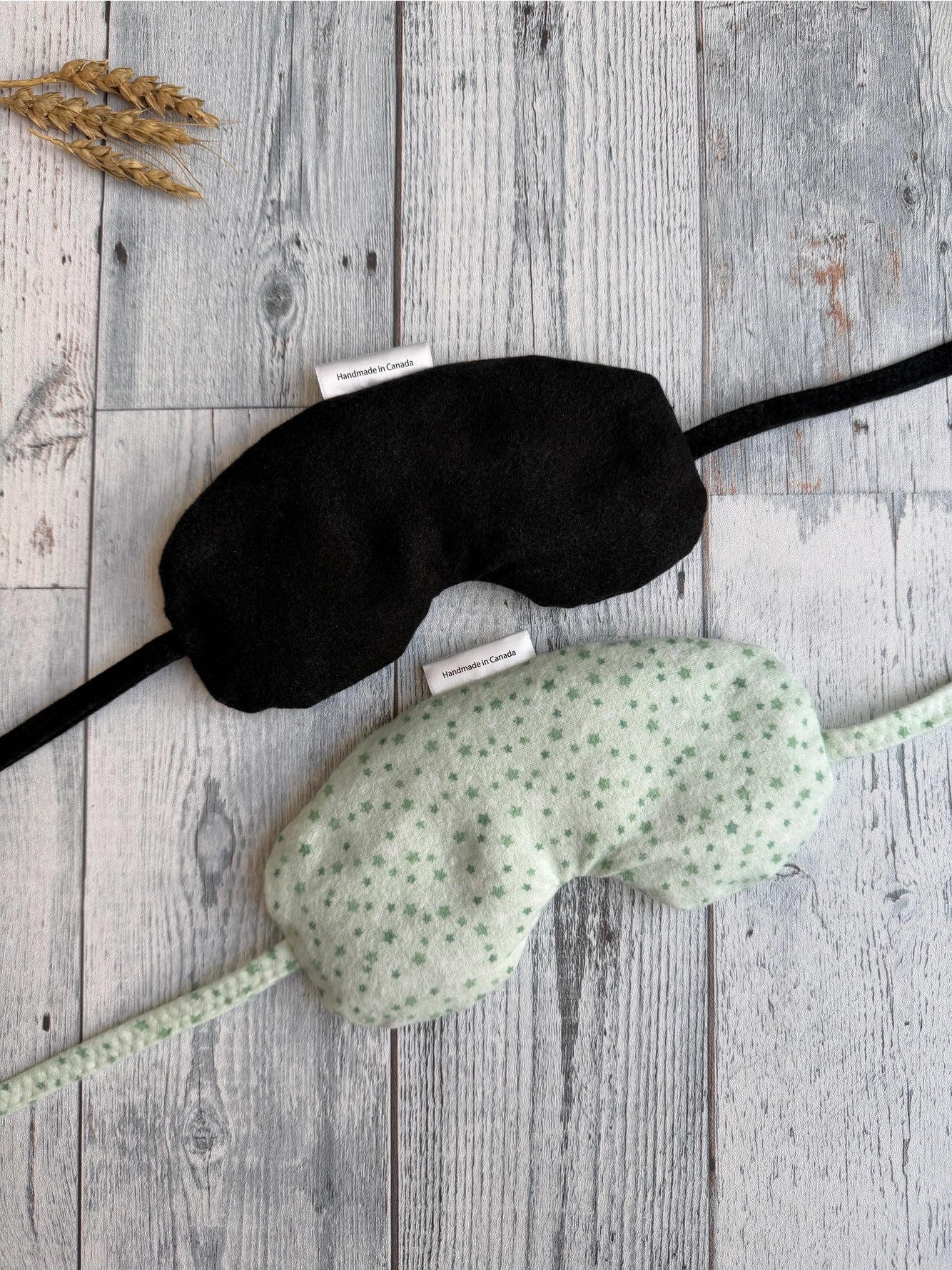 Hot/cold therapeutic eye mask