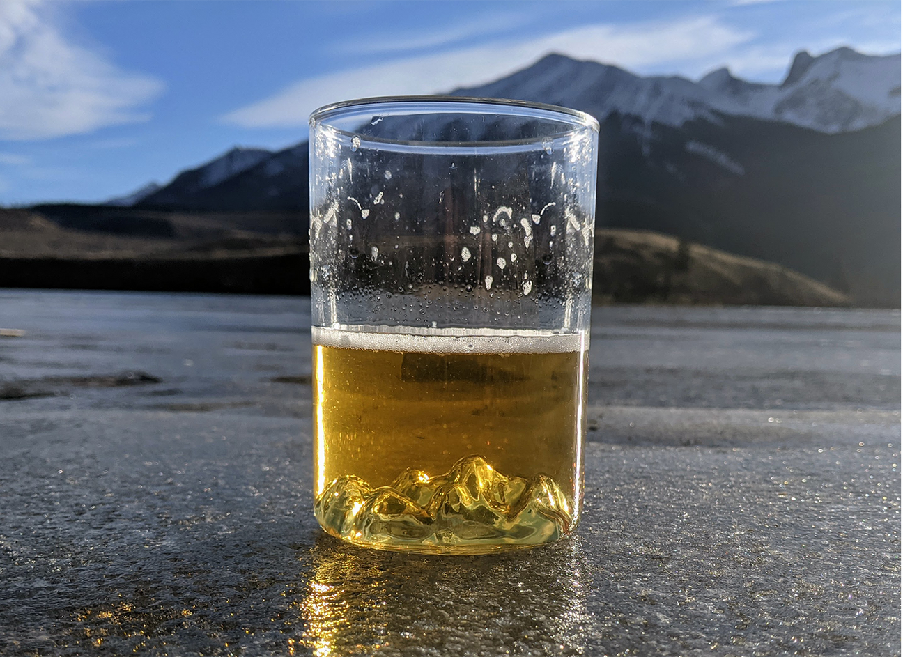 Mt. Rundle & Mt. Edith Cavell glasses Pint set