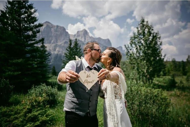 Wedding announcement signs